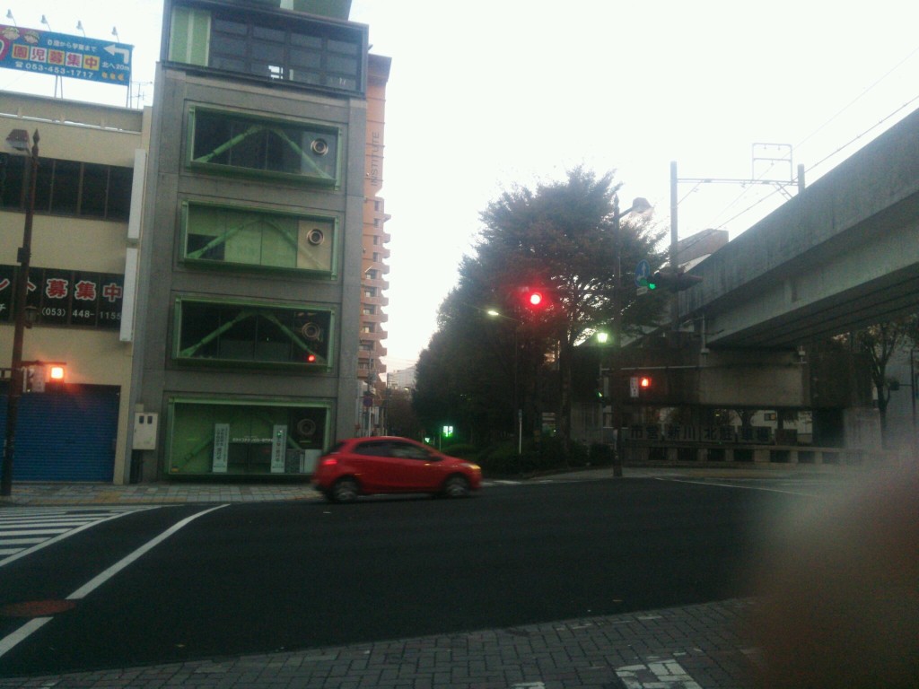 静岡県浜松市「ゆりの木通り」1